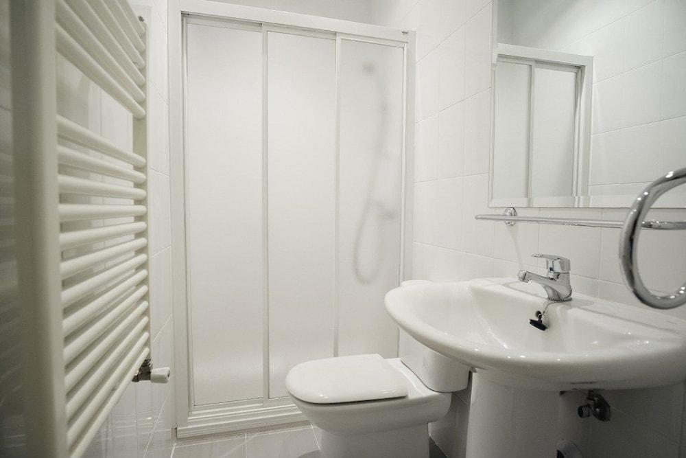מדריד Habitat Apartments Latina מראה חיצוני תמונה